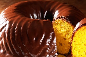 Bolo de cenoura sem glúten e lactose